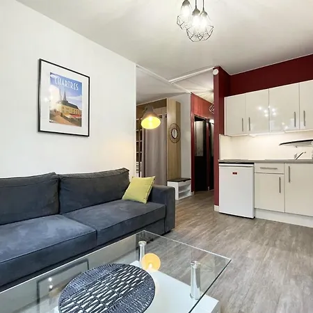 Le Chasles For 2 Persons Apartment Chartres Exterior photo